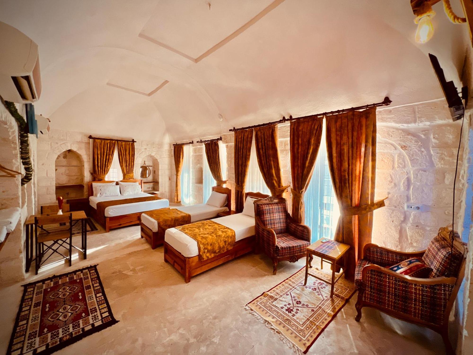Mons Masius Hotel Teras Midyat Екстериор снимка