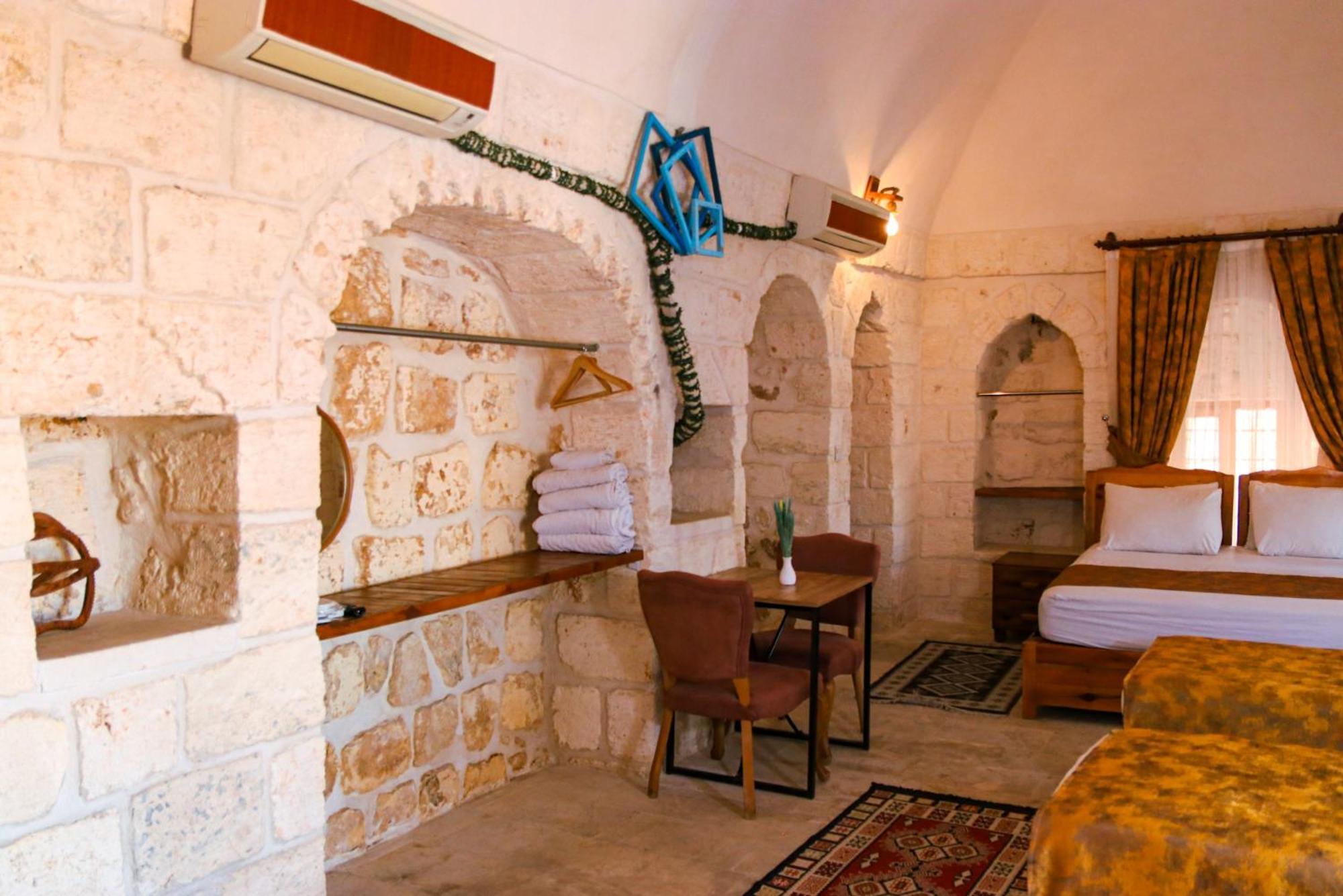 Mons Masius Hotel Teras Midyat Екстериор снимка