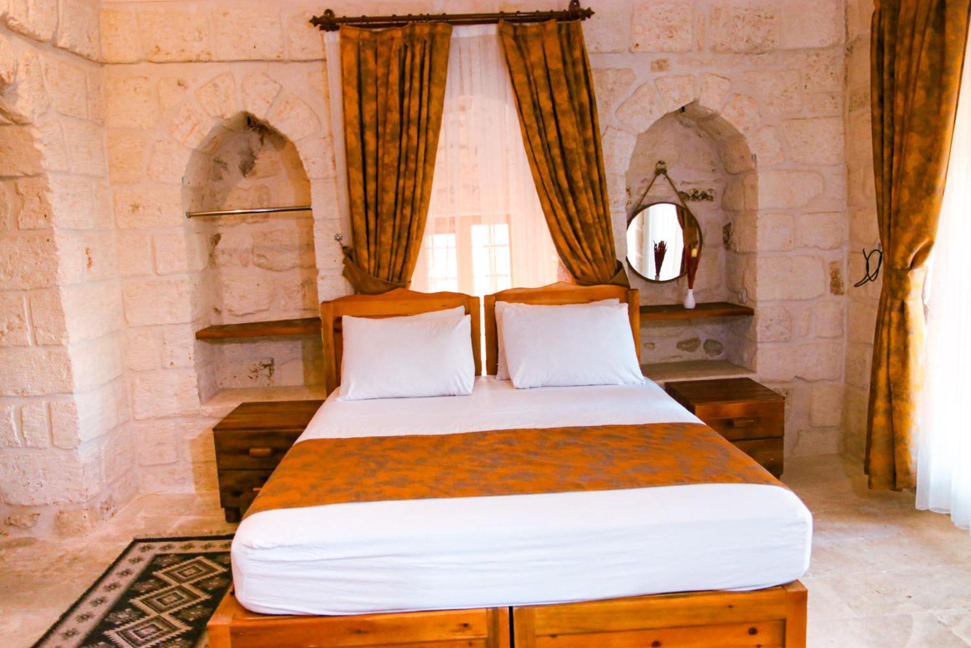 Mons Masius Hotel Teras Midyat Екстериор снимка
