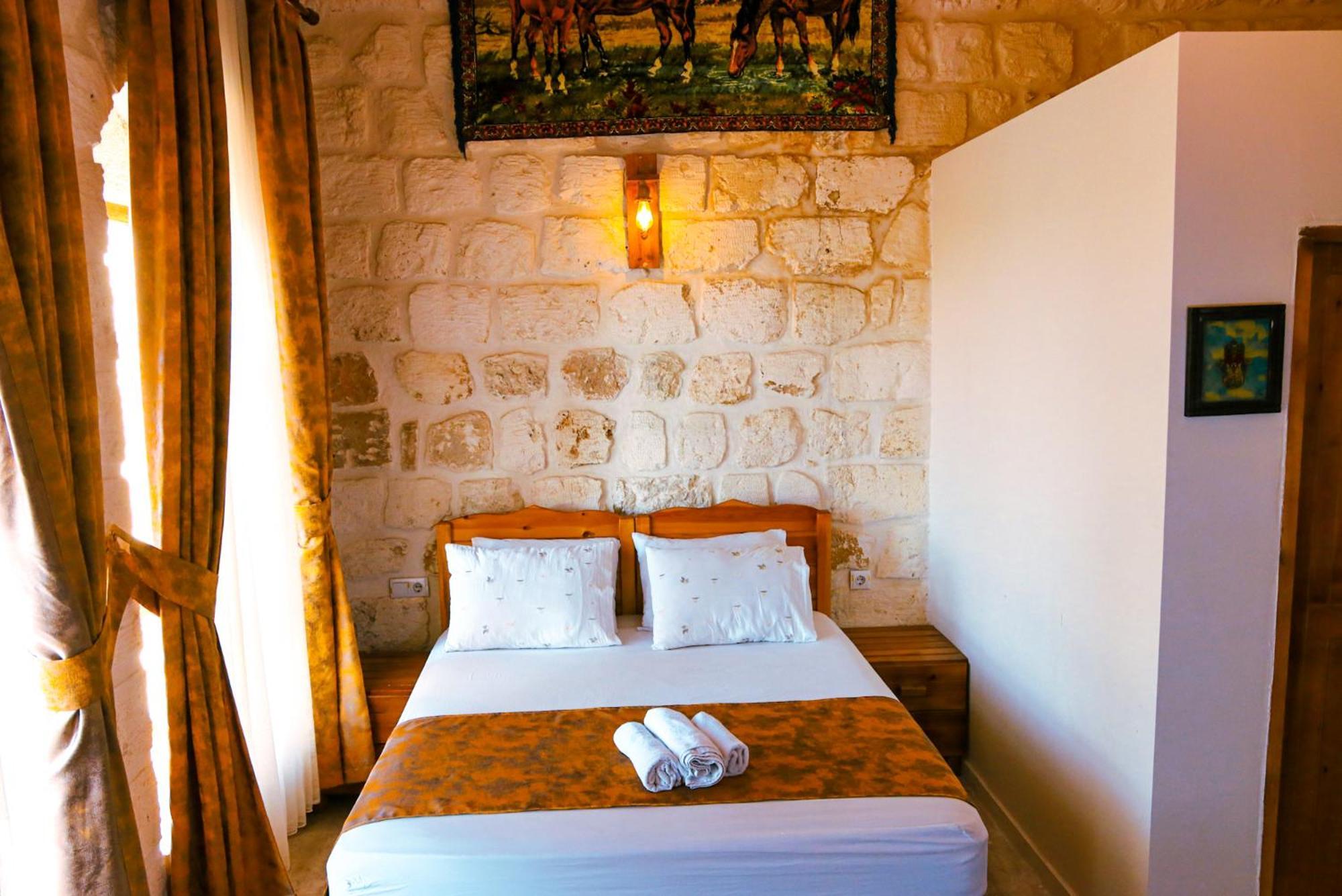 Mons Masius Hotel Teras Midyat Екстериор снимка